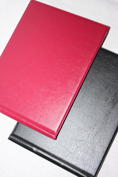 Монетник «Юбилейка» для юбилейных монет СССР 200х150 мм, на 72 монеты (12 ячеек 45х45 мм на листе) Монетник «Юбилейка» для юбилейных монет СССР 200х150 мм, на 72 монеты (12 ячеек 45х45 мм на листе)